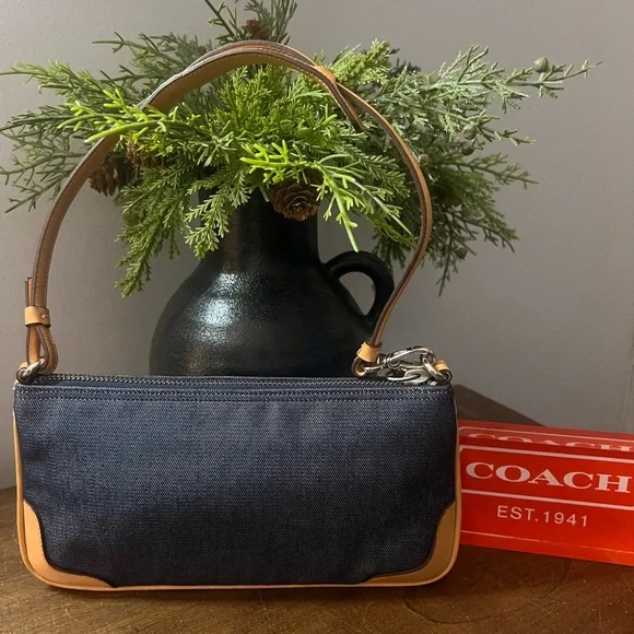 Coach Denim and Tan 3pc. Set Shoulder Bag Plus Matching Wristlet And Coach dusty - Picture 3 of 16